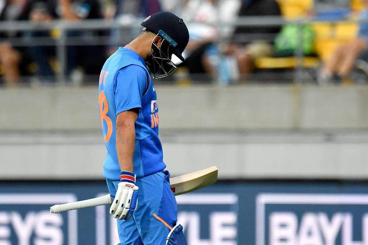 4-வது டி20 ஆட்டத்தில் தடுமாறும் இந்திய அணி!