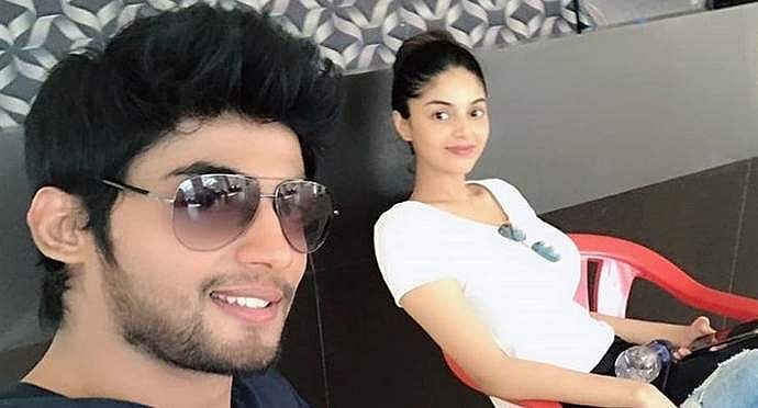 நிச்சயமான பிறகு, திருமணம் செய்ய மறுப்பு: ‘பிக் பாஸ்’ தர்ஷன் மீது நடிகை சனம் ஷெட்டி புகார்!