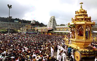 திருமலையில் 9,841 போ் தரிசனம்