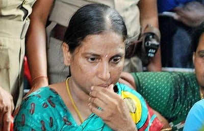 வேலூர் சிறையில் நளினி தற்கொலை முயற்சி: அதிகாரிகள் விசாரணை