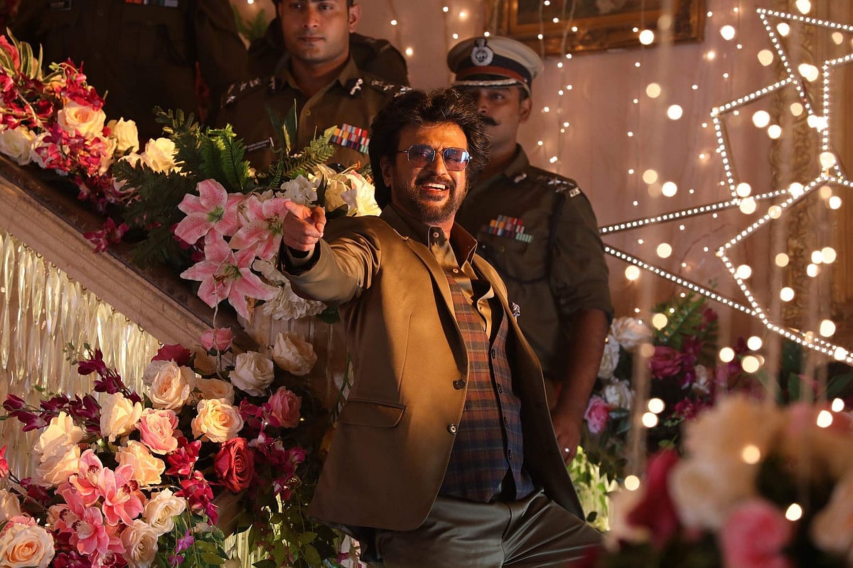 வெளியீட்டுக்கு முன்பே ரூ. 220 கோடிக்கு வியாபாரம் ஆன தர்பார் படம்!