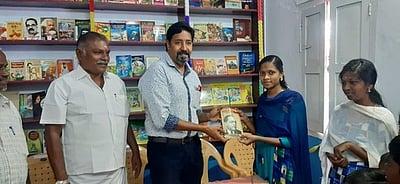 பாவூா்சத்திரம் அருகே வாசக சாலை திறப்பு