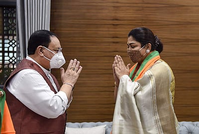 பாஜகவில் குஷ்பு; 10 ஆண்டுகளில் 3-வது கட்சி - புகைப்படங்கள்