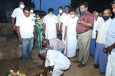 வள்ளியூா் பகுதியில் வளா்ச்சிப் பணிகள்: எம்.எல்.ஏ. தொடங்கி வைத்தாா்