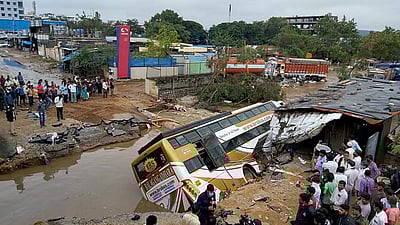 தெலங்கானாவில் மழையால் பலியானோர் எண்ணிக்கை 15 ஆக உயர்வு