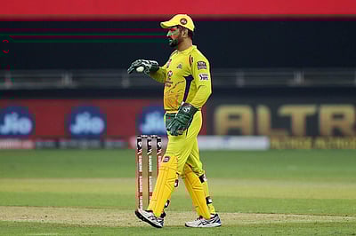 கடைசி ஓவரில் எதற்காக ஜடேஜா? பிராவோ எங்கே? தோனி விளக்கம்