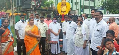 கும்மிடிப்பூண்டியில் அதிமுக ஆண்டு விழா