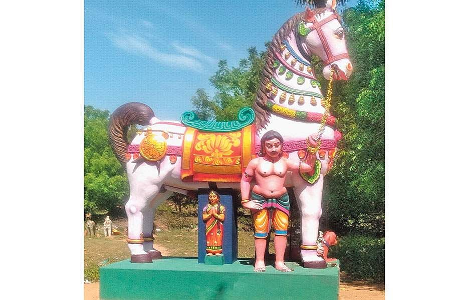 மண்ணில் கலைவண்ணம்