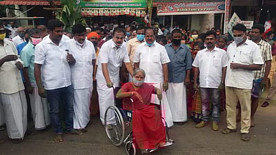 கணபதிபாளையத்தில் அதிமுக அலுவலகம் திறப்பு விழா