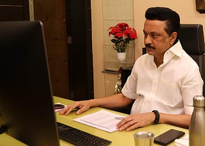 தமிழக மாணவர்களுக்கு ஹிந்தியில் புதிர்போட்டியா? ஸ்டாலின் கண்டனம்