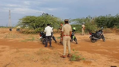 சத்தீஸ்கரில் முன்னாள் கிராமத் தலைவர் வெட்டிக் கொலை!