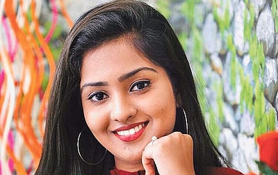 சின்னத்திரை மின்னல்கள்!