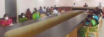 சாத்தான்குளம் ஊராட்சி ஒன்றியக் குழுக் கூட்டம்