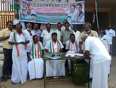 சுரண்டையில் கையெழுத்து இயக்கம்