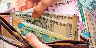 கணவருக்கு மாதம் ரூ.1,000 வழங்க மனைவிக்கு நீதிமன்றம் உத்தரவு