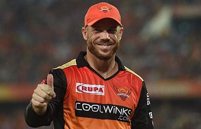 டாஸ் வென்ற ஹைதராபாத் அணி பந்துவீச்சுத் தேர்வு