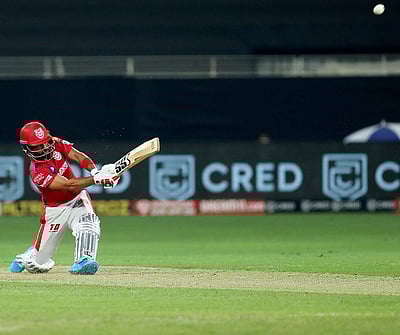 நேற்றிரவு தந்தை மரணம், இன்று ஐபிஎல்-இல் தொடக்க ஆட்டக்காரர்: மந்தீப் சிங்கும் அர்ப்பணிப்பும்