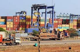 கரோனா பரவல்: இலங்கையின் 2 துறைமுகங்கள் மூடப்பட்டன