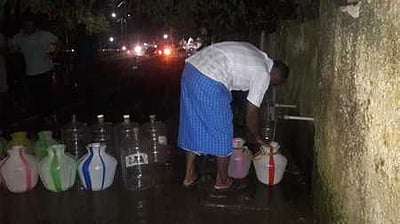 குடிநீருக்காக பல மணி நேரம் காத்திருப்பு!