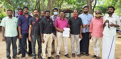 பரப்புரைக்கு தடை: எஸ்பியிடம் புகாா்