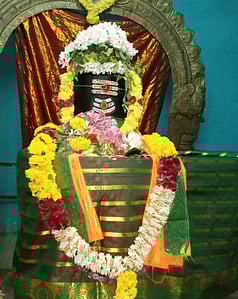 போடி சிவன் கோயிலில் விஜயதசமி சிறப்பு பூஜை