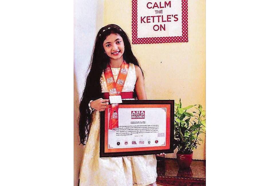 ஒரு மணி நேரத்தில் 33  வகை சமையல்!