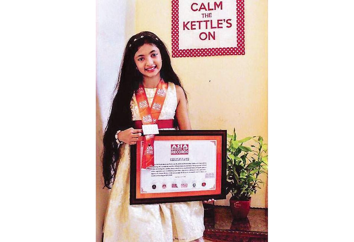 ஒரு மணி நேரத்தில் 33 வகை சமையல்!