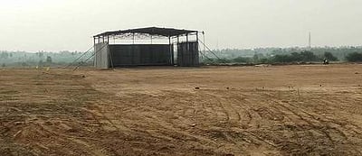 ராணிப்பேட்டை ஆட்சியா் அலுவலக அடிக்கல் நாட்டு விழாவுக்கானப் பணிகள் தீவிரம்