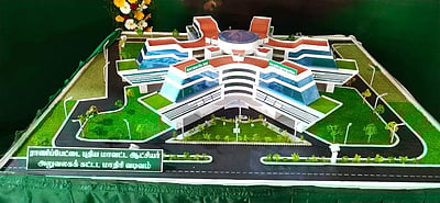 ராணிப்பேட்டை ஆட்சியர் அலுவலகத்துக்கு அடிக்கல் நாட்டினார் முதல்வர் பழனிசாமி