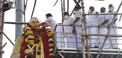 தேவர் ஜயந்தி: முத்துராமலிங்கத் தேவர் சிலைக்கு மு.க.ஸ்டாலின் மரியாதை