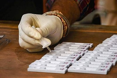 மகாராஷ்டிரத்தில் புதிதாக 13,702 பேருக்கு கரோனா