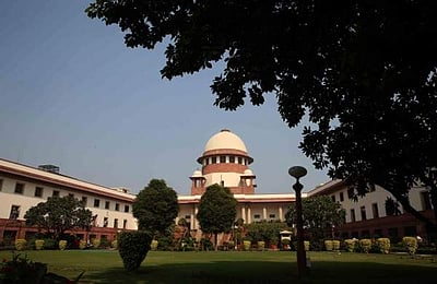 மருத்துவப் படிப்பில் ஓபிசி பிரிவினருக்கு 50% இட ஒதுக்கீடு இல்லை: உச்ச நீதிமன்றம்