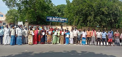 ராணிப்பேட்டை: சிப்காட் வாரச்சந்தையை திறக்கக் கோரி விவசாயிகள், வியாபாரிகள் மனு