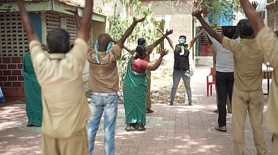 'பொது முடக்கத்தால் அதிகரிக்கும் மனநலப் பிரச்னைகள்'