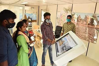 மாமல்லபுரத்தில் சுவாதேஷ் தா்ஷன் திட்டத்தின்கீழ் சுற்றுலா தகவல் கூடம்