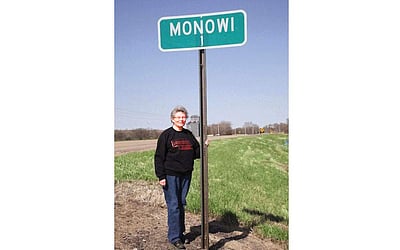 தன்னந்தனியாக ஒரு மூதாட்டி