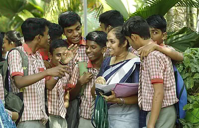 'மாணவர்களின் மீதான நடவடிக்கை ஆசிரியர்களிடம் மன அழுத்தத்தை ஏற்படுத்தும்'