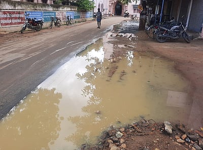 சாத்தான்குளத்தில் விபத்து அபாயம்