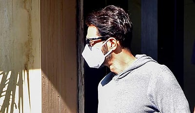 நடிகா் அா்ஜுன் ராம்பாலிடம் போதைப்பொருள் தடுப்புப் பிரிவினா் விசாரணை