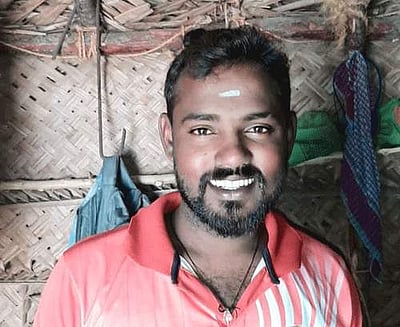 கிருஷ்ணகிரி அருகே வீட்டில் தூங்கிக்கொண்டிருந்த இளைஞர் கழுத்தறுத்து கொலை