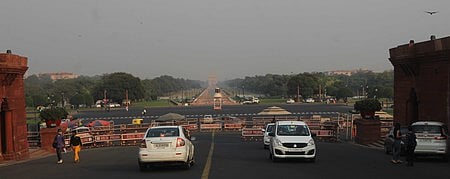 தில்லியில் காற்றின் தரம் ‘மிகவும் மோசம்’ பிரிவில் நீடிப்பு!