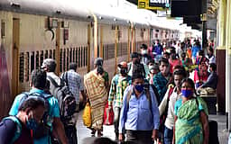 சென்னை - குருவாயூா் விரைவு ரயில் 10 நாள்கள் தாமதமாக இயங்கும்