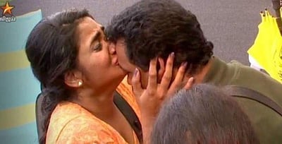 பிக் பாஸ் புகழ் லாஸ்லியாவின் தந்தை காலமானார்