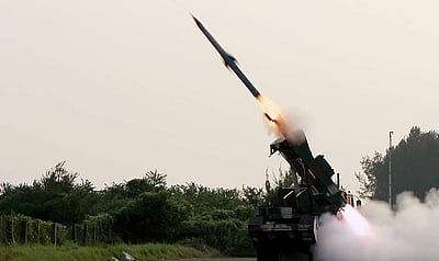 5 நாள்களுக்குள் 2 ஏவுகணைகளின் சோதனை வெற்றி