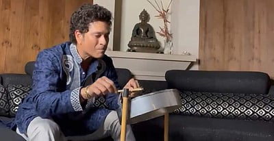 சச்சின் டெண்டுல்கருக்கு லாராவும் மே.இ. தீவுகள் வீரர்களும் அளித்த அழகான பரிசு!