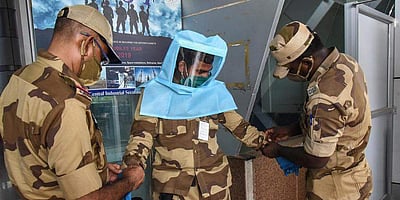 பிகார் தேர்தல் பணியாற்றிவிட்டு சென்னை திரும்பிய 15 சிஐஎஸ்எப் வீரர்களுக்கு கரோனா