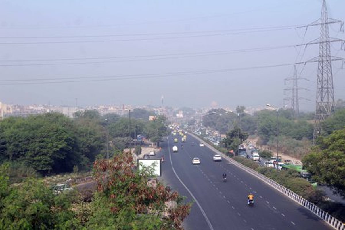 தில்லியில் மிதமான பிரிவில் காற்றின் தரம்;4 நாள்களுக்கு மாற்றம் இருக்காது!