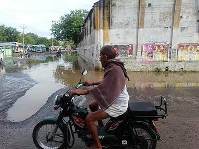 சிவகாசி வட்டத்தில் மழையினால் 5 வீடுகள் சேதம்