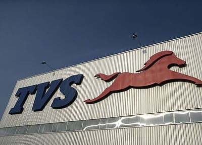 டிவிஎஸ் மோட்டாா் நிகர லாபம் 42% அதிகரிப்பு

