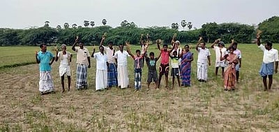 பொதுப்பணித் துறையை கண்டித்து விவசாயிகள் ஆா்ப்பாட்டம்